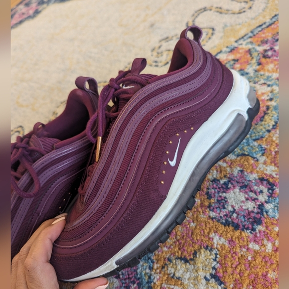 NIKE AIR MAX 97 SE "BORDEAUX CORDUROY" (AQ4137 600) - 8.5 - Picture 3 of 6